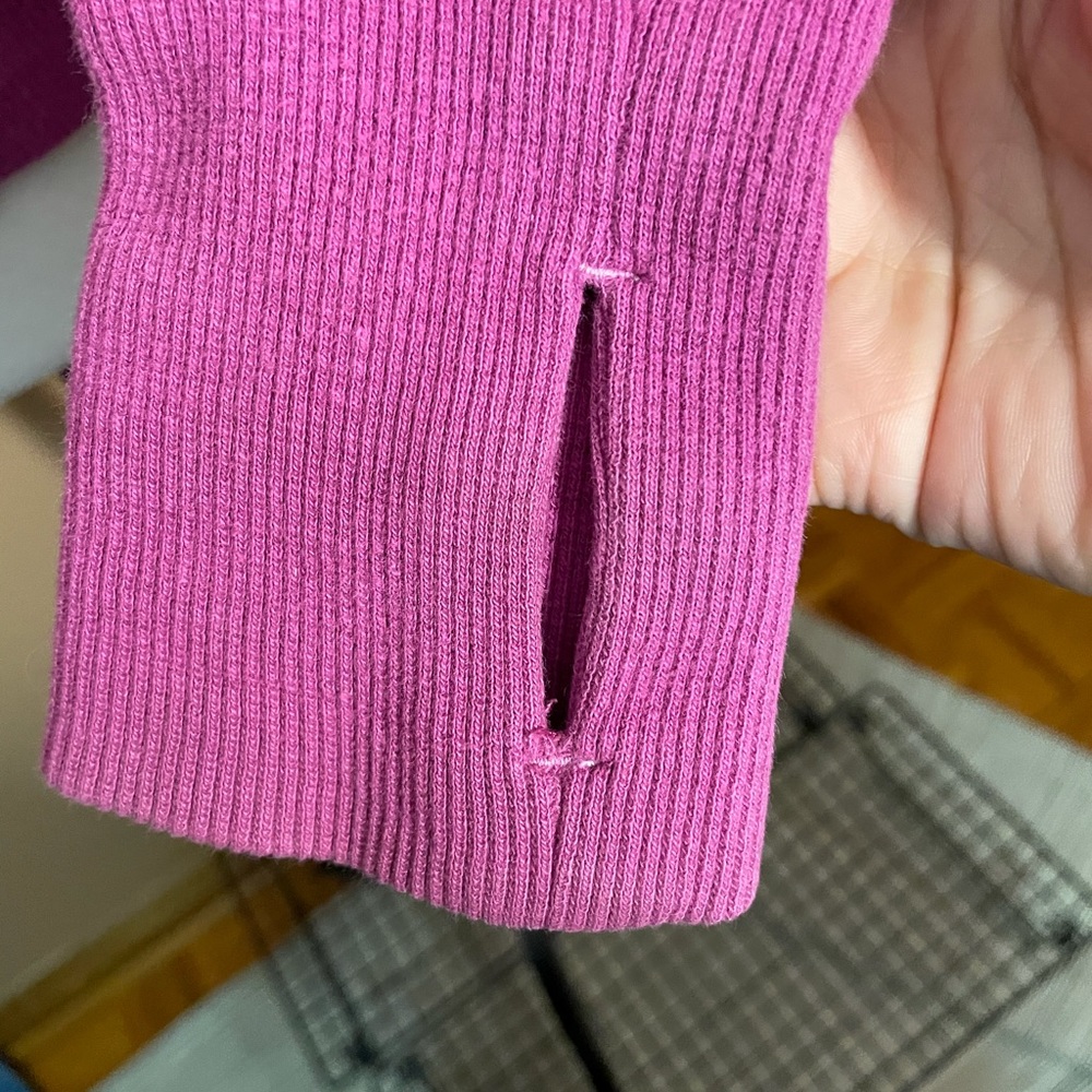 3/60 Deal ! Lululemon scuba hoodie - Picture 5 of 9